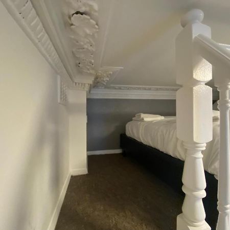 F5- Mezzanine Studio Fits 3 Near Paddington Лондон Экстерьер фото