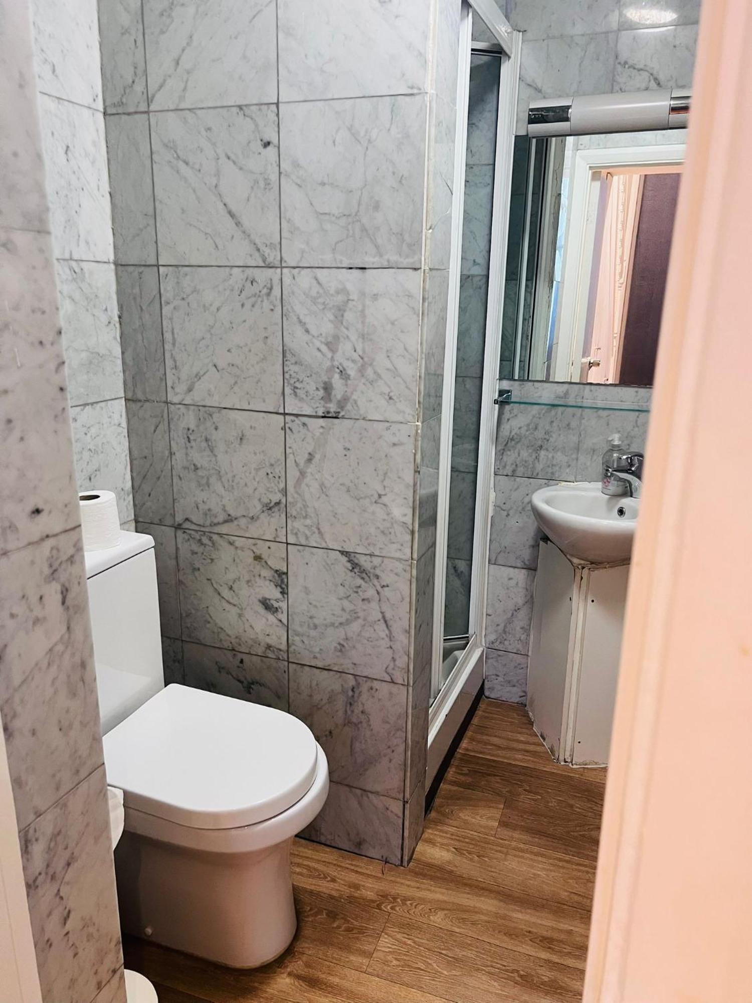 F5- Mezzanine Studio Fits 3 Near Paddington Лондон Экстерьер фото